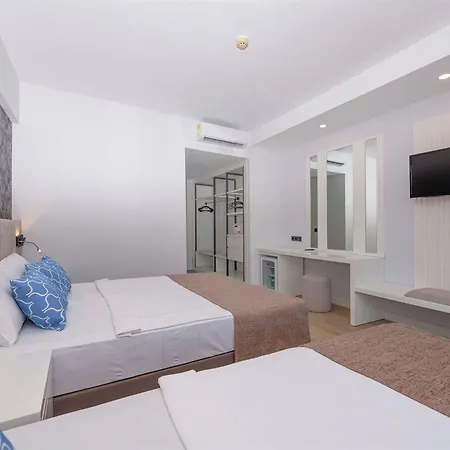 Alder Garden Hotel 4*