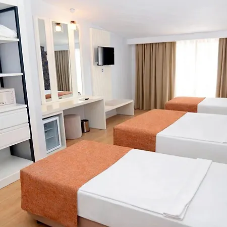 Alder Garden 4*