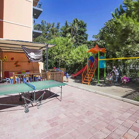 فندق Eldar Garden