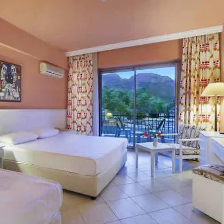 Alder Garden Hotel 4*