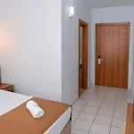 Alder Garden Hotel 4*