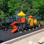Alder Garden 4*