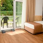 Hotel Alder Garden 4*
