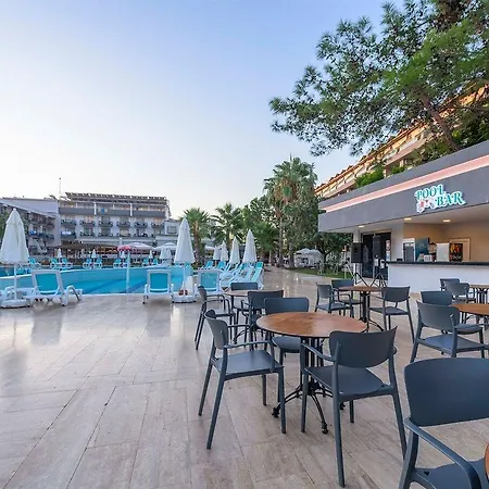 Otel Alder Garden 4*