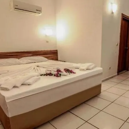 Alder Garden Otel Kemer