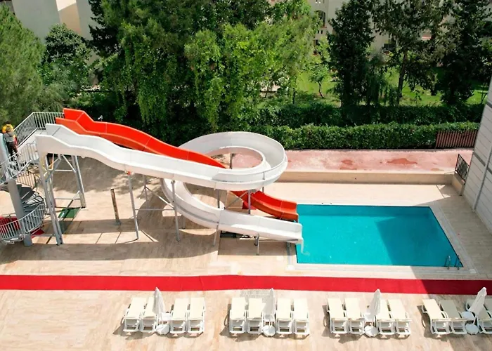 Alder Garden 4*