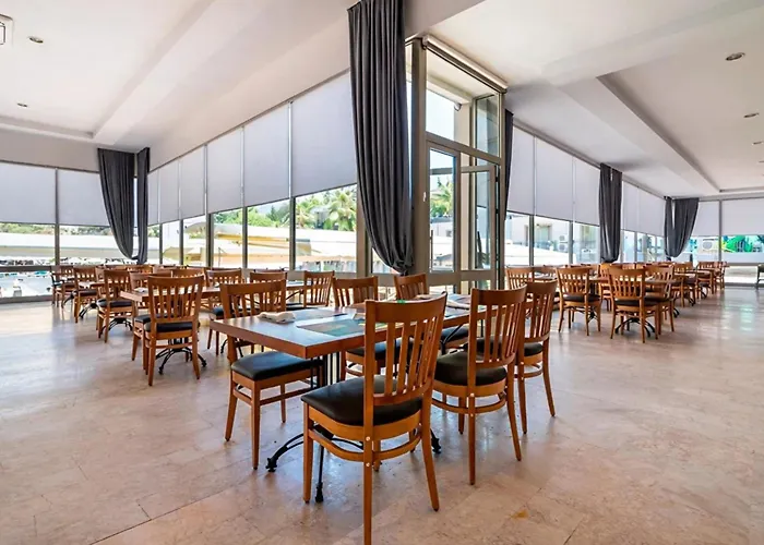 Alder Garden Szálloda 4*