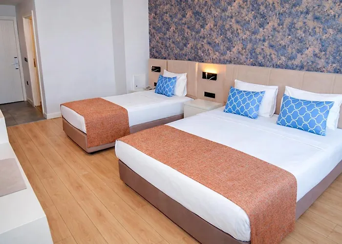 Alder Garden Hotel 4*