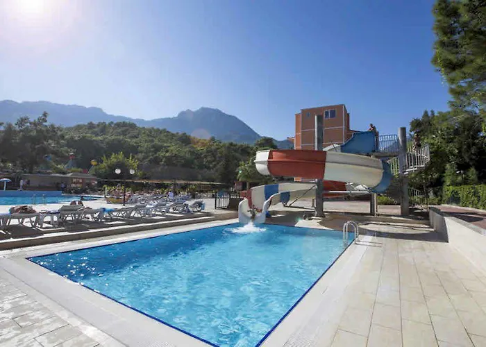 Alder Garden Kemer