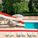 Alder Garden 4*