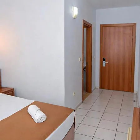 Eldar Garden Hotel 4*