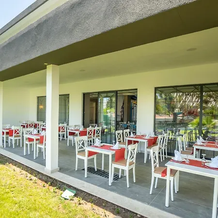 Hotel Alder Garden 4*
